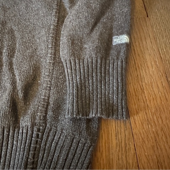 The North Face Never Stop Exploring Grey Fair Isle Sweater Wool Blend Women's M - Picture 8 of 14
